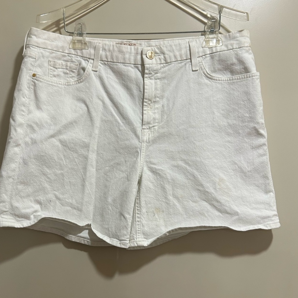 Jen7 White Jean Shorts in Size 14